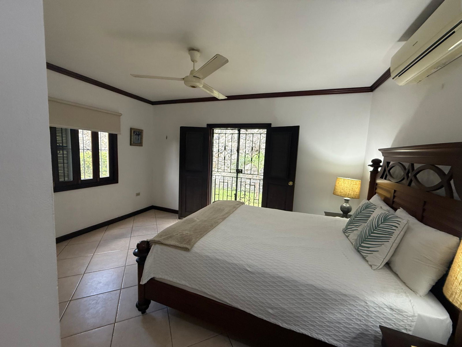 Thirteenth image of B1-18 Jacks Hill Road in Kingston 6, St. Andrew, Jamaica - property is For Rent
