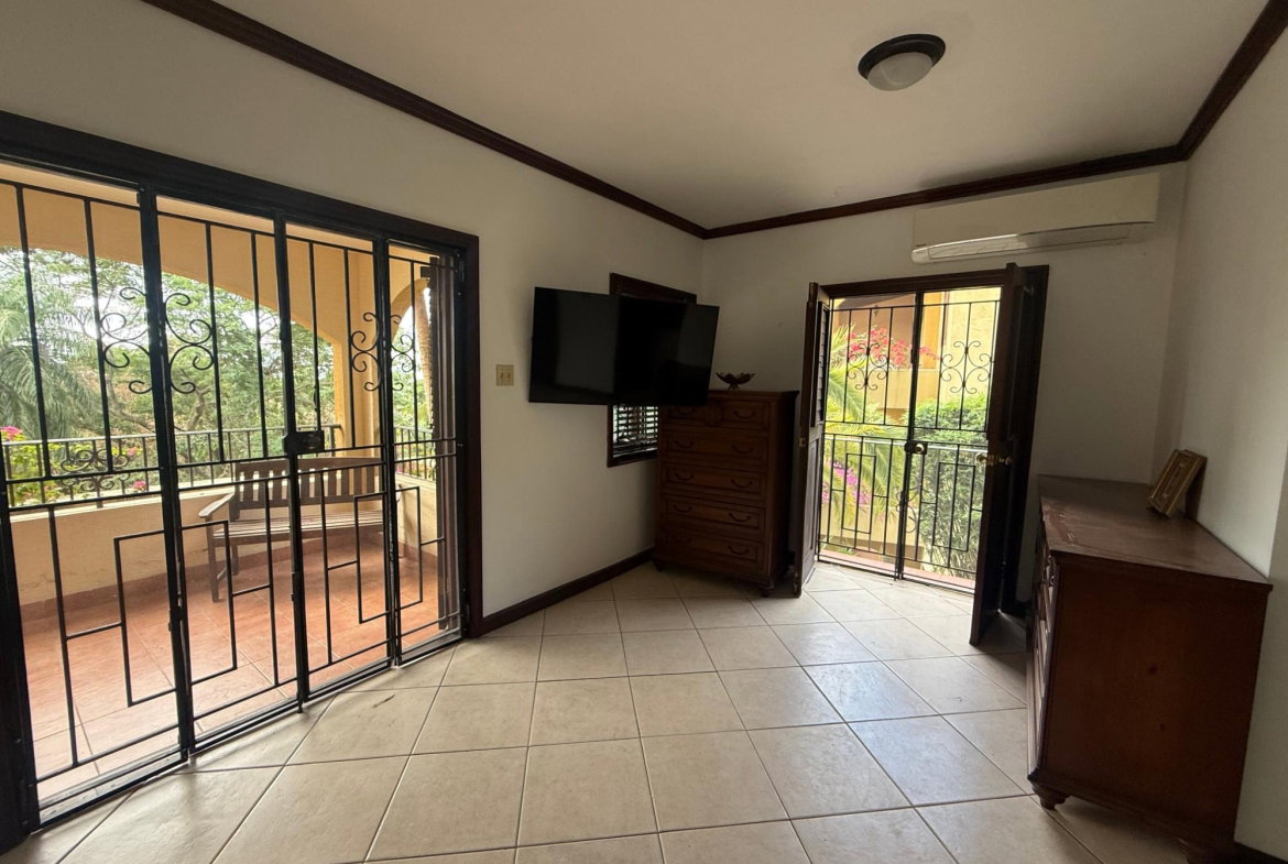 Fourteenth image of B1-18 Jacks Hill Road in Kingston 6, St. Andrew, Jamaica - property is For Rent