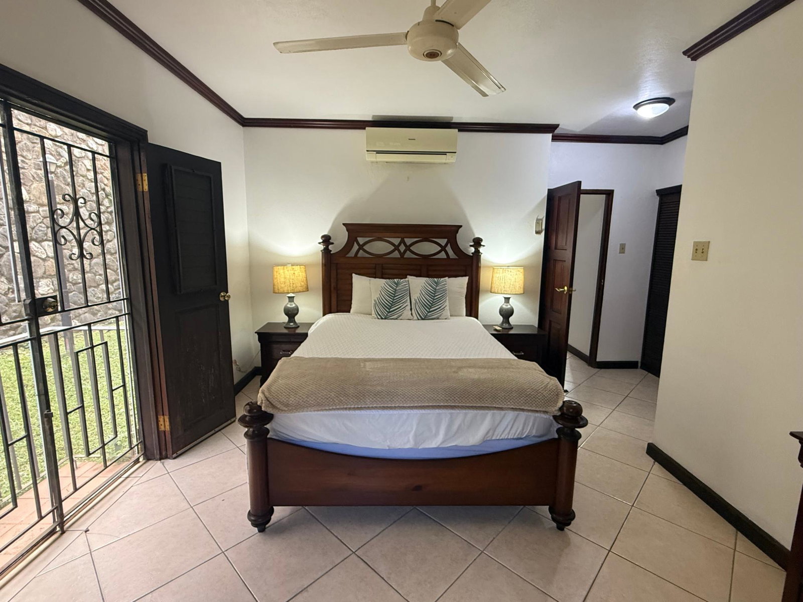 Seventeenth image of B1-18 Jacks Hill Road in Kingston 6, St. Andrew, Jamaica - property is For Rent