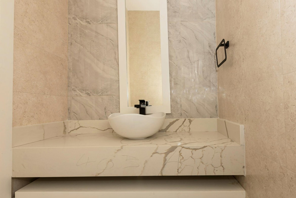 Ninth image of 403-29 Salisbury Avenue in Kingston 6, St. Andrew, Jamaica - property is For Rent