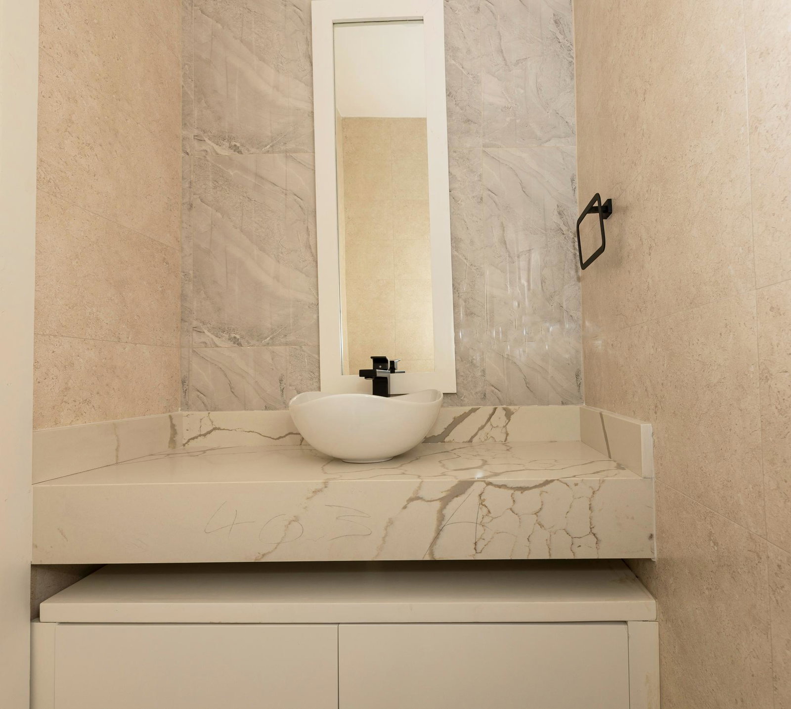 Ninth image of 403-29 Salisbury Avenue in Kingston 6, St. Andrew, Jamaica - property is For Rent