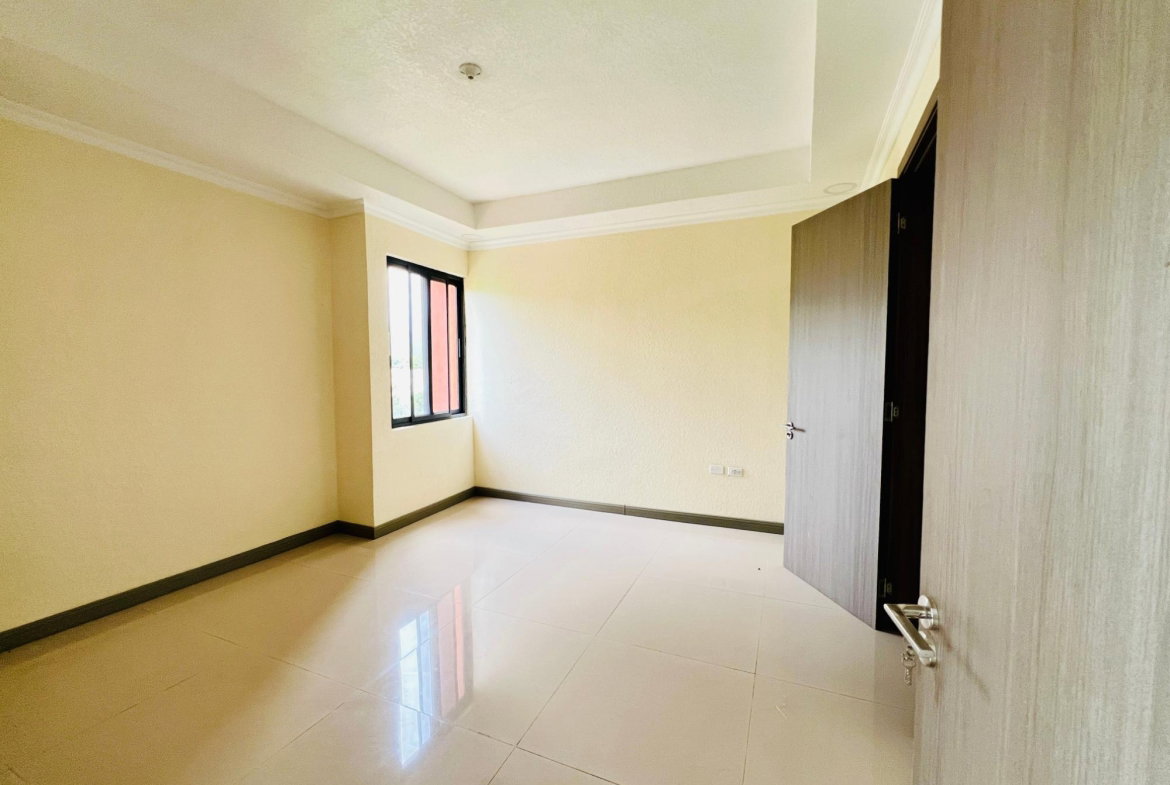 Twelfth image of 20-6 Wellington Drive in Kingston 6, St. Andrew, Jamaica - property is For Rent