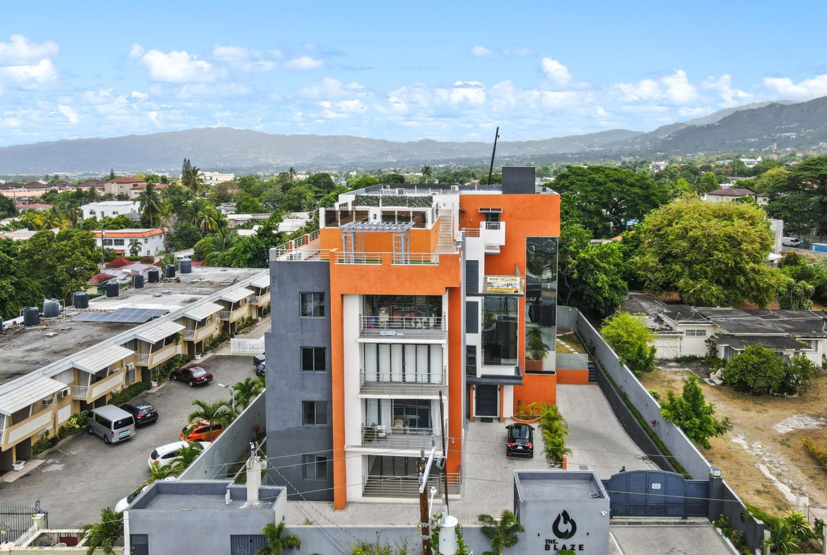 Seventh image of 20-6 Wellington Drive in Kingston 6, St. Andrew, Jamaica - property is For Rent