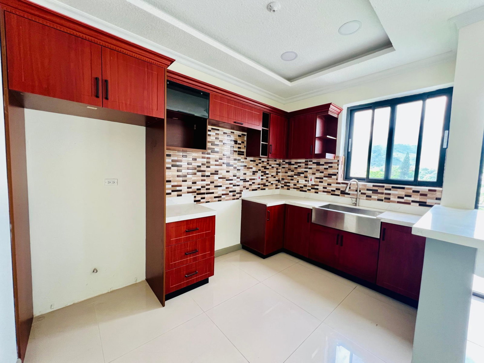 Ninth image of 20-6 Wellington Drive in Kingston 6, St. Andrew, Jamaica - property is For Rent