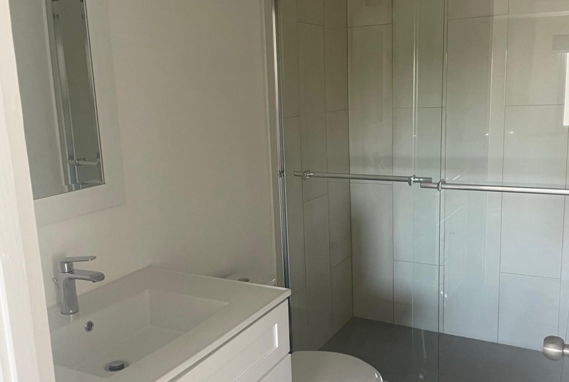 Fifth image of D5-67 Shortwood Rd, Kgn 8 in Kingston 8, St. Andrew, Jamaica - property is For Rent