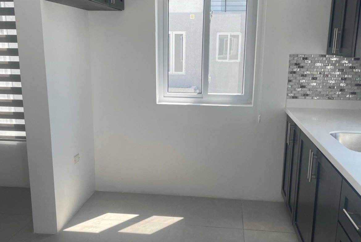 Eighth image of D5-67 Shortwood Rd, Kgn 8 in Kingston 8, St. Andrew, Jamaica - property is For Rent