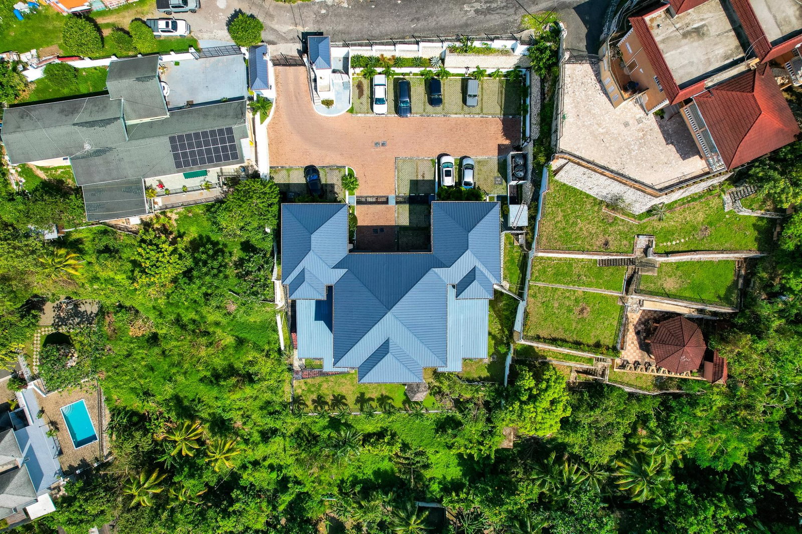 Seventeenth image of 48 Portview in Kingston 8, St. Andrew, Jamaica - property is For Rent