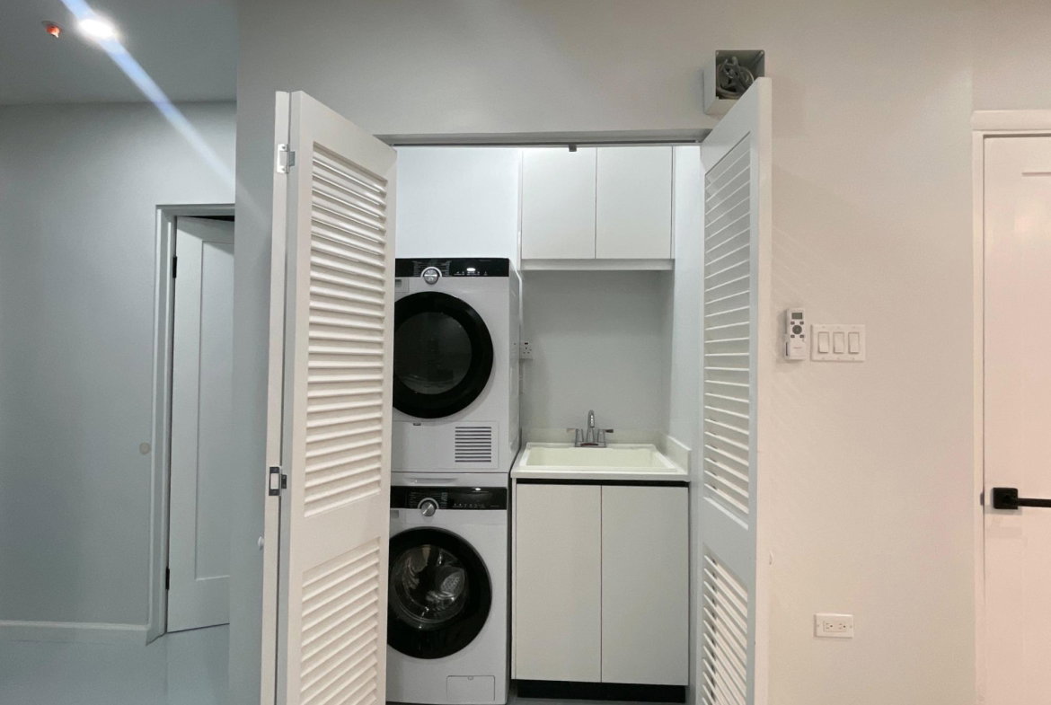 Eleventh image of Dulwich Drive in Kingston 8, St. Andrew, Jamaica - property is For Rent