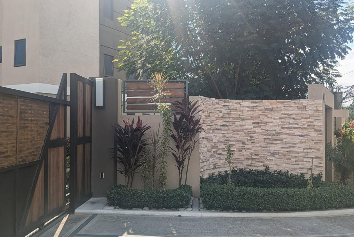 Second image of 24-41 Paddington Terrace in Kingston 6, St. Andrew, Jamaica - property is For Rent