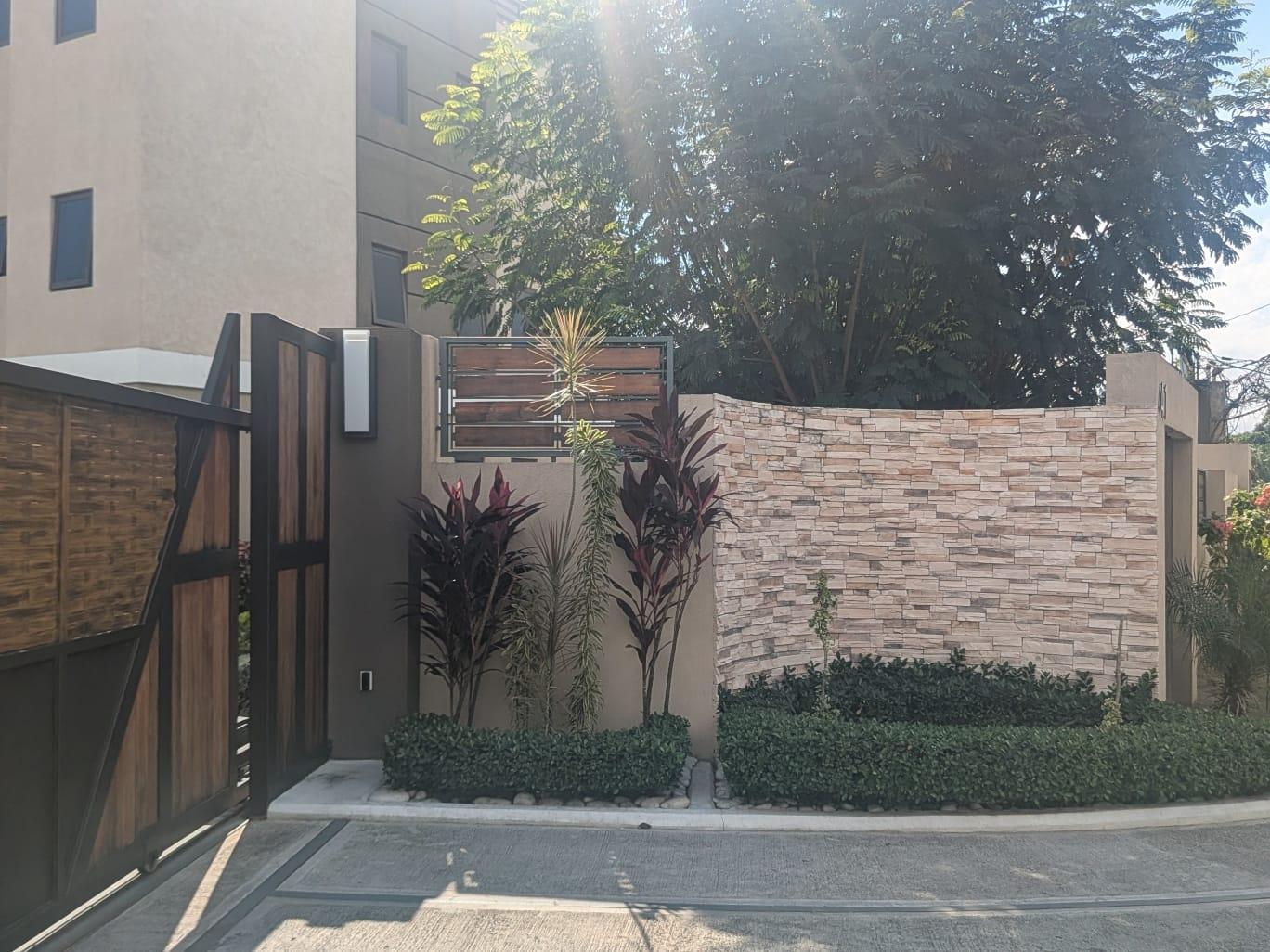 Modern-2-Bed-2-Bath-Apartment-for-Rent-in-Kingston-St.-Andrew Second image of 24-41 Paddington Terrace in Kingston 6, St. Andrew, Jamaica - property is For Rent