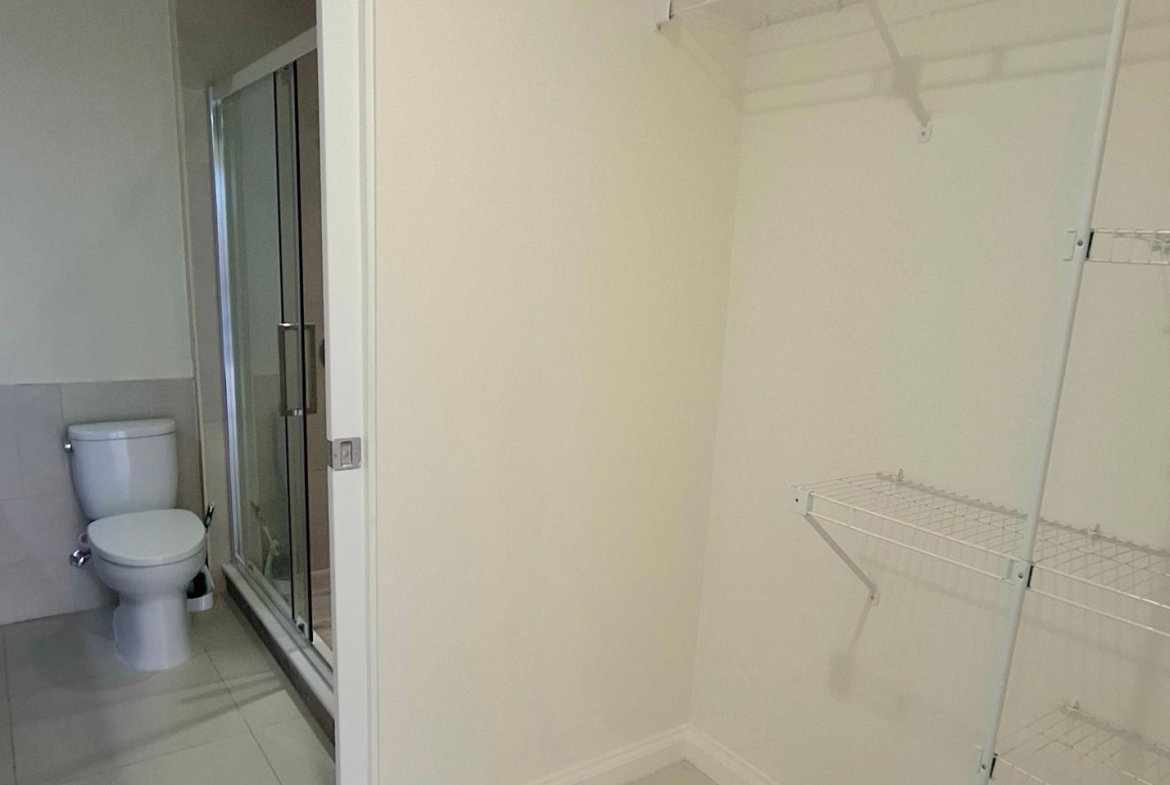 Nineteenth image of b 401-4 Musgrave in Kingston 5, St. Andrew, Jamaica - property is For Rent