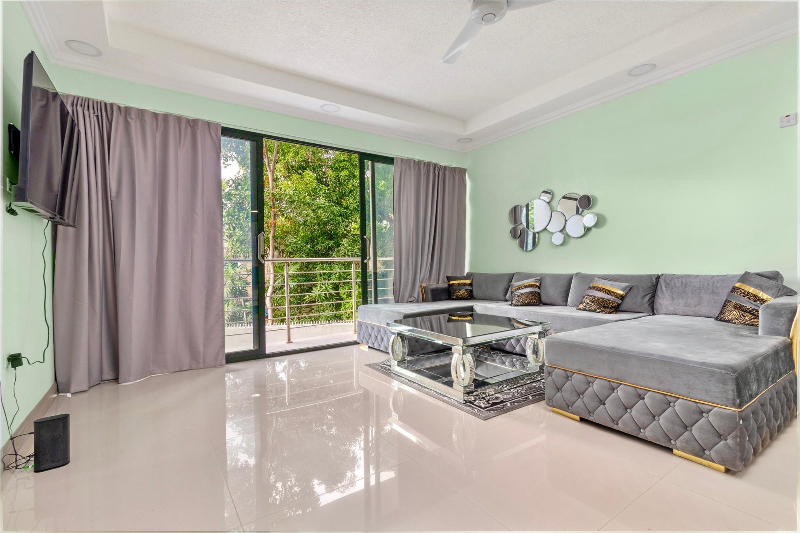 Eleventh image of 8-6 Wellington Drive in Kingston 6, St. Andrew, Jamaica - property is For Rent