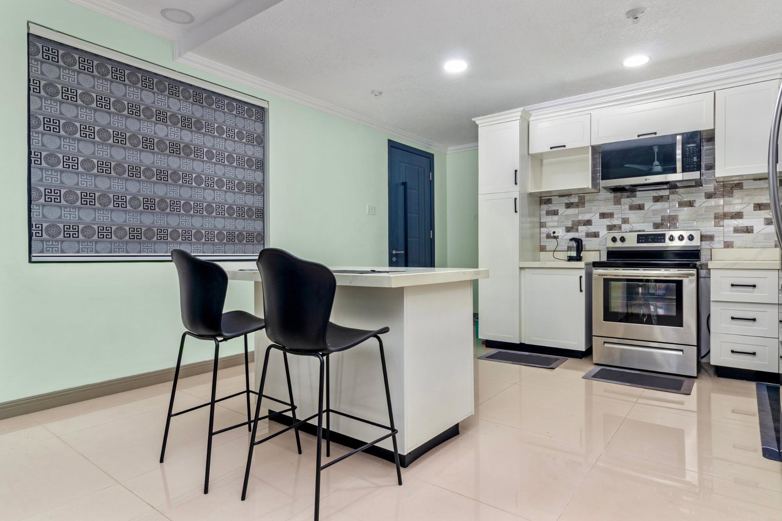 Eighth image of 8-6 Wellington Drive in Kingston 6, St. Andrew, Jamaica - property is For Rent