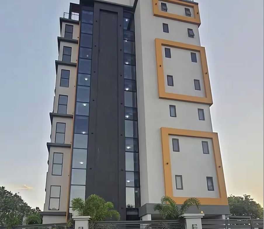 Fourth image of 204-28 Waterloo Avenue in Kingston 10, St. Andrew, Jamaica - property is For Rent