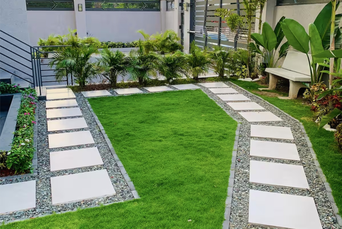 Tenth image of 204-28 Waterloo Avenue in Kingston 10, St. Andrew, Jamaica - property is For Rent