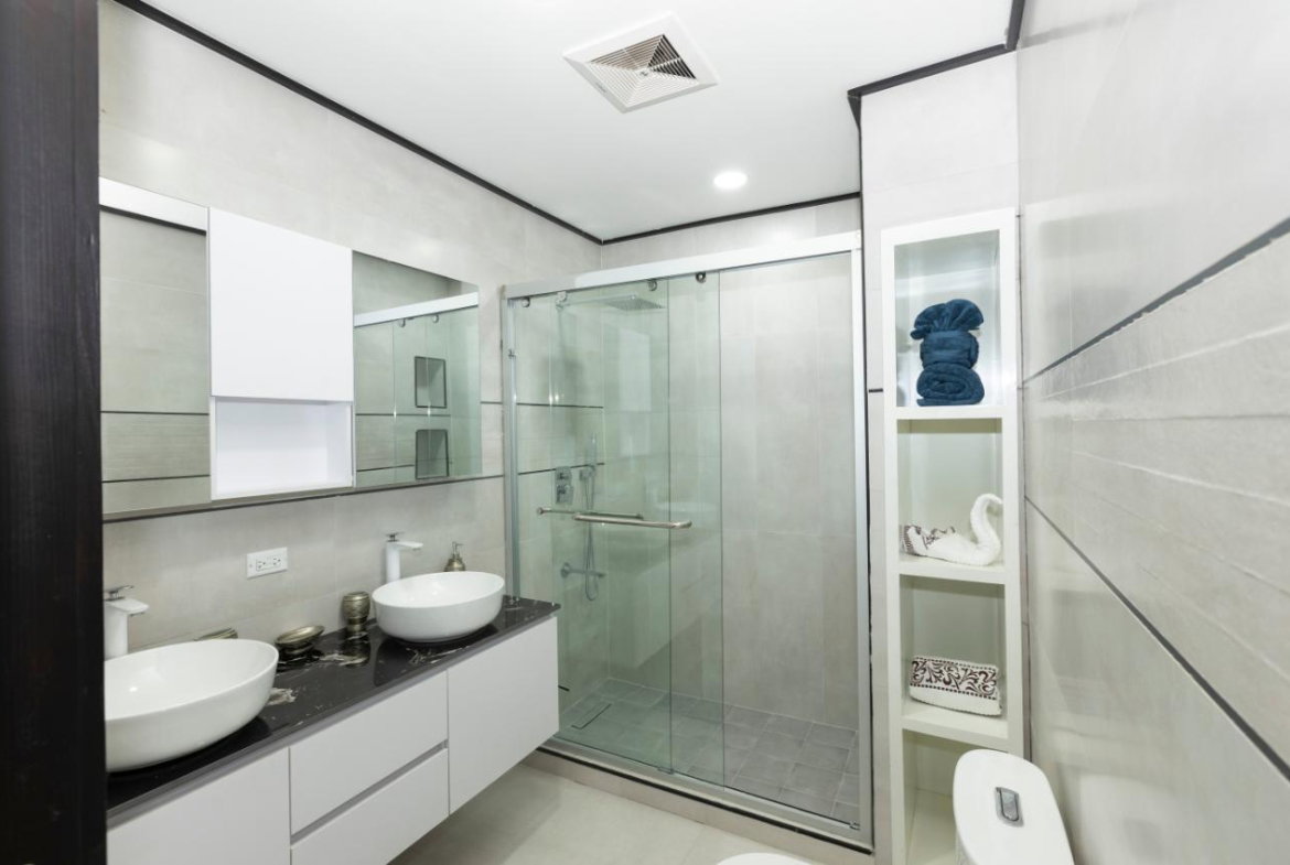 Fourth image of 403-28 Waterloo Avenue in Kingston 10, St. Andrew, Jamaica - property is For Rent