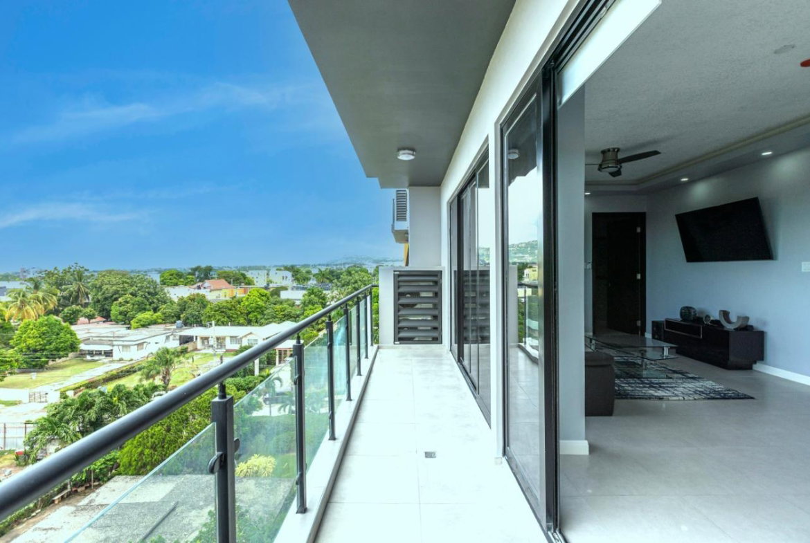 Seventh image of 403-28 Waterloo Avenue in Kingston 10, St. Andrew, Jamaica - property is For Rent