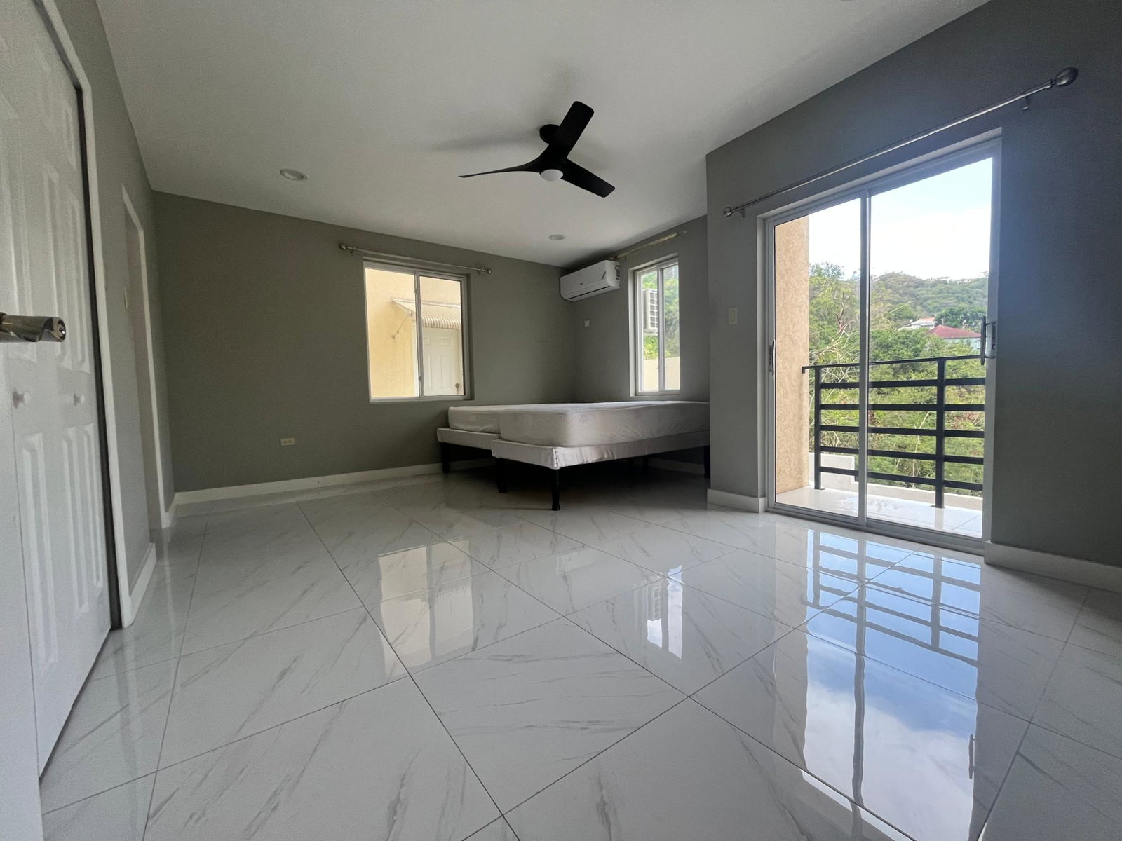 Thirteenth image of 17a Elmwood Terrace in Red Hills, St. Andrew, Jamaica - property is For Rent