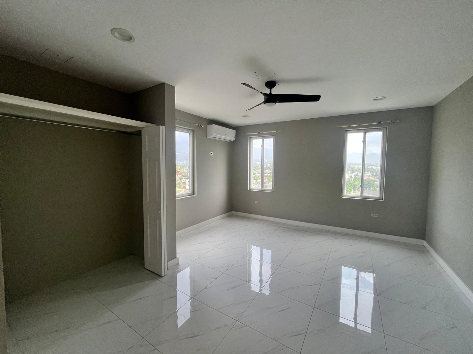 Twentieth image of 17a Elmwood Terrace in Red Hills, St. Andrew, Jamaica - property is For Rent