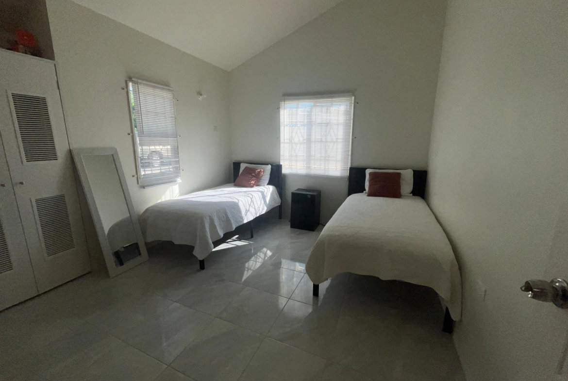 Eighth image of 1-381 Camelot Village ph 2 in Discovery Bay, St. Ann, Jamaica - property is For Rent