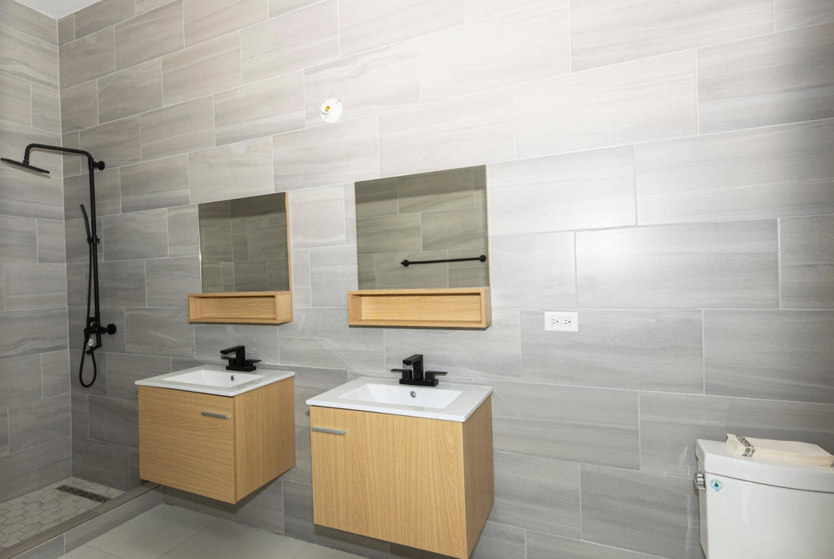 Eleventh image of 2 Salisbury Avenue in Kingston 6, St. Andrew, Jamaica - property is For Rent