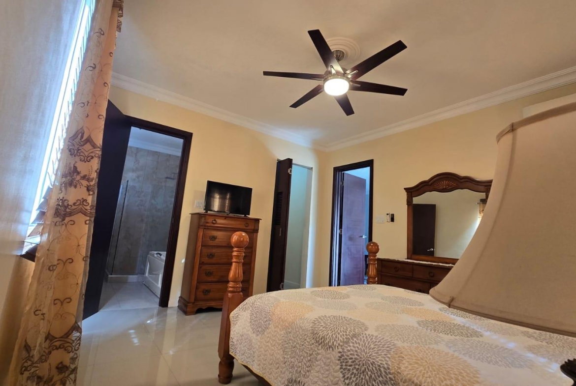 Eleventh image of 2-16 Fairway Avenue, Kingston in Kingston 5, St. Andrew, Jamaica - property is For Rent