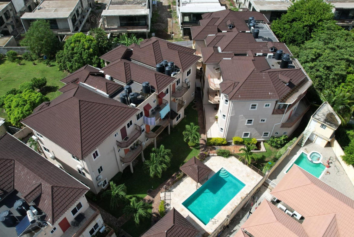 Thirteenth image of 28 Block D-7 Ottawa Ave in Kingston 6, St. Andrew, Jamaica - property is For Rent
