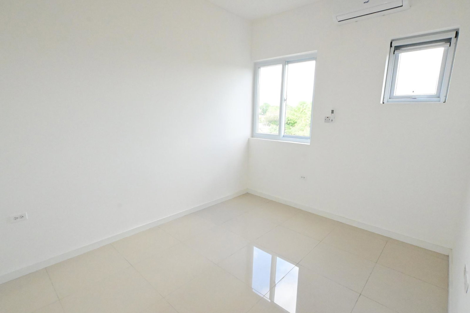 Eighth image of 13-15 Three Oaks Road in Kingston 20, St. Andrew, Jamaica - property is For Rent