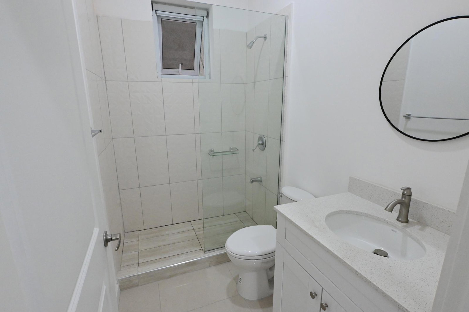 Ninth image of 13-15 Three Oaks Road in Kingston 20, St. Andrew, Jamaica - property is For Rent