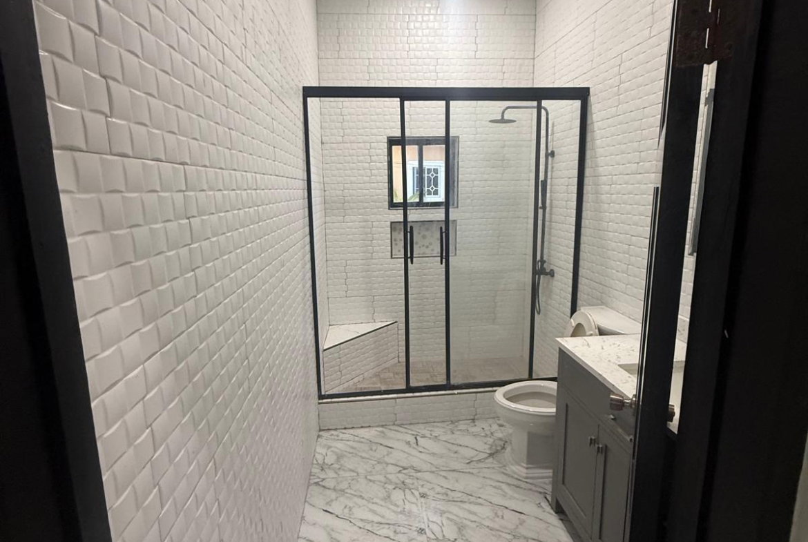 Sixth image of 812 Fairfield Boulevard in Spanish Town, St. Catherine, Jamaica - property is For Rent