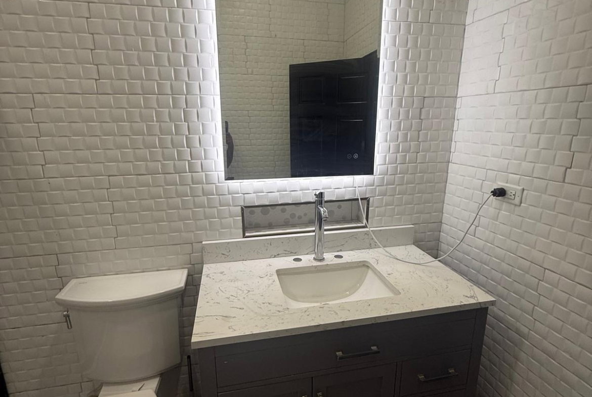 Seventh image of 812 Fairfield Boulevard in Spanish Town, St. Catherine, Jamaica - property is For Rent