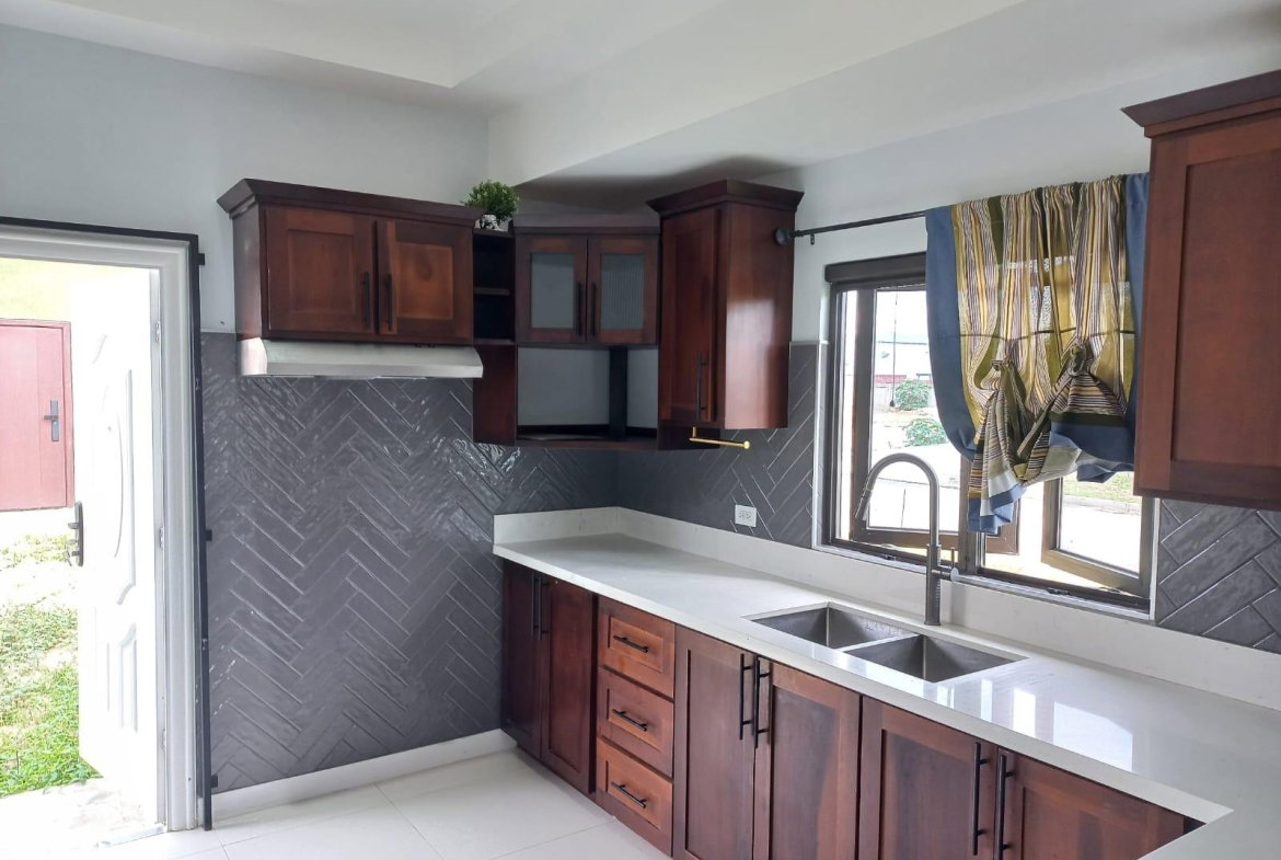 Twelfth image of 325 Oak Estates in Portmore Pines, St. Catherine, Jamaica - property is For Rent