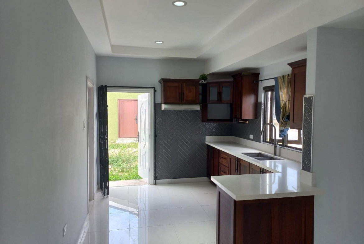 Thirteenth image of 325 Oak Estates in Portmore Pines, St. Catherine, Jamaica - property is For Rent