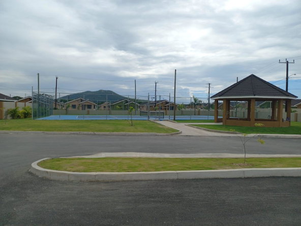 Twentieth image of 325 Oak Estates in Portmore Pines, St. Catherine, Jamaica - property is For Rent