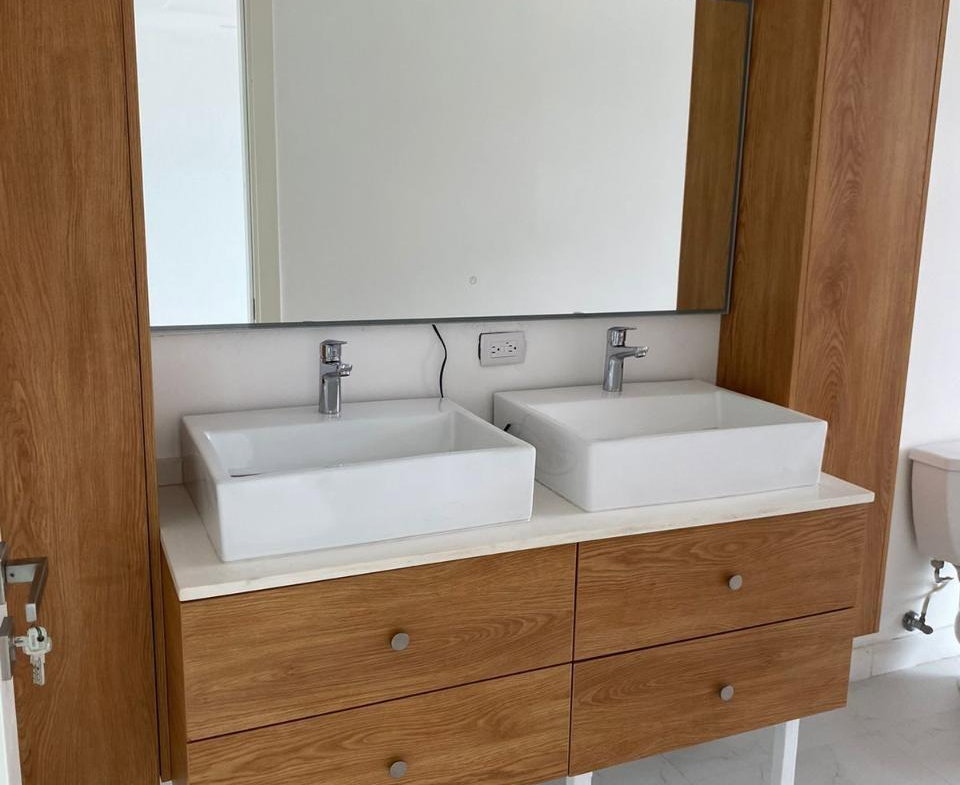 Eleventh image of 14- Paradise Bay, St. James in Reading, St. James, Jamaica - property is For Rent