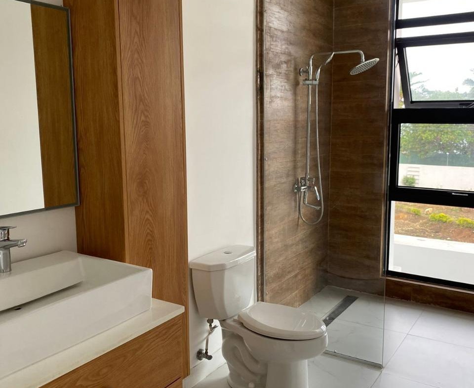 Eighth image of 14- Paradise Bay, St. James in Reading, St. James, Jamaica - property is For Rent