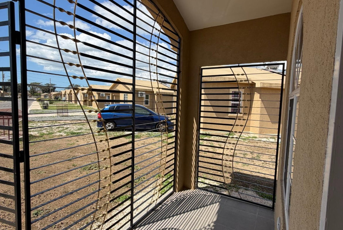 Second image of 702 Phoenix Park Village in Phoenix Park, St. Catherine, Jamaica - property is For Rent