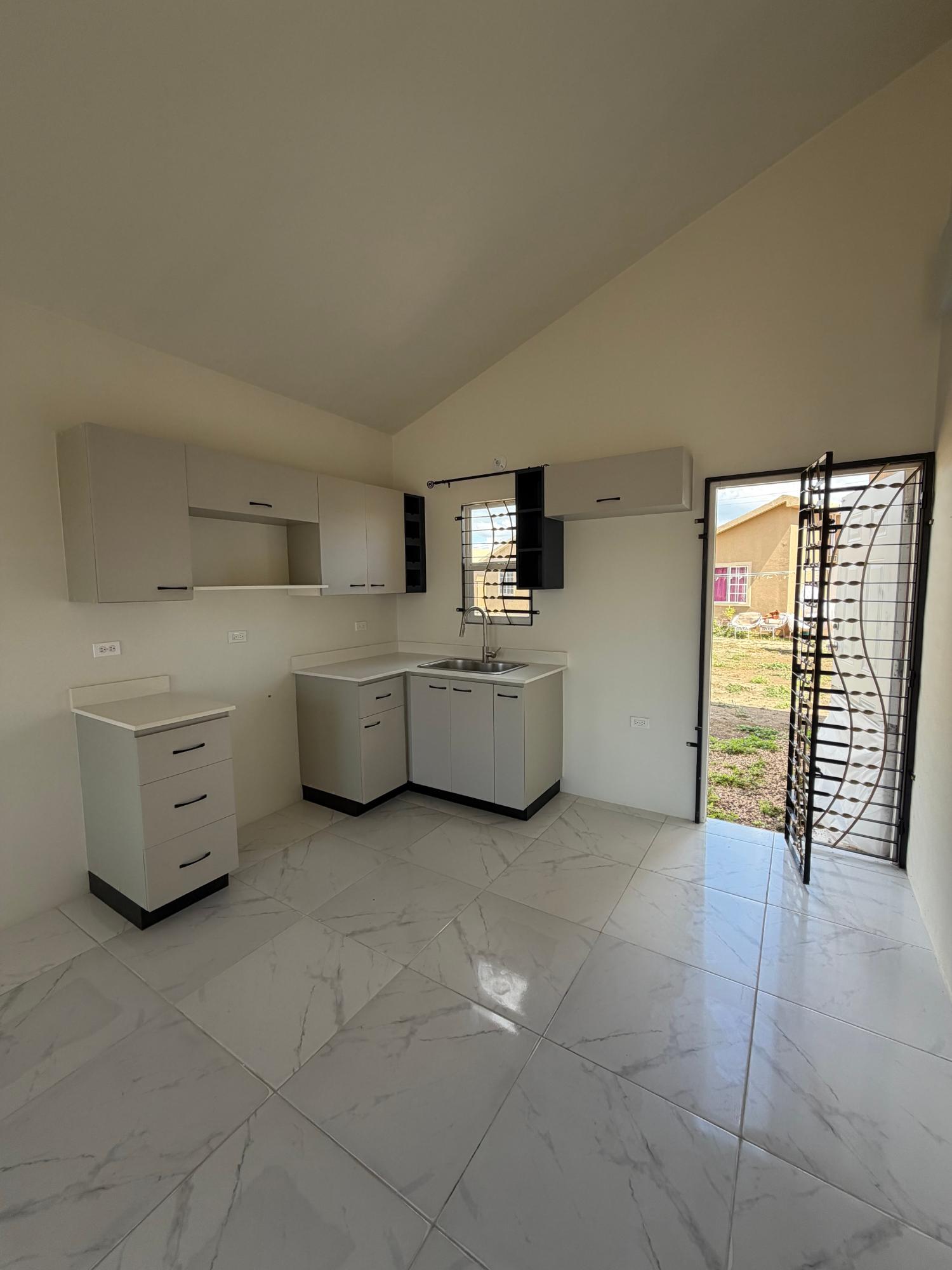 Fourth image of 702 Phoenix Park Village in Phoenix Park, St. Catherine, Jamaica - property is For Rent