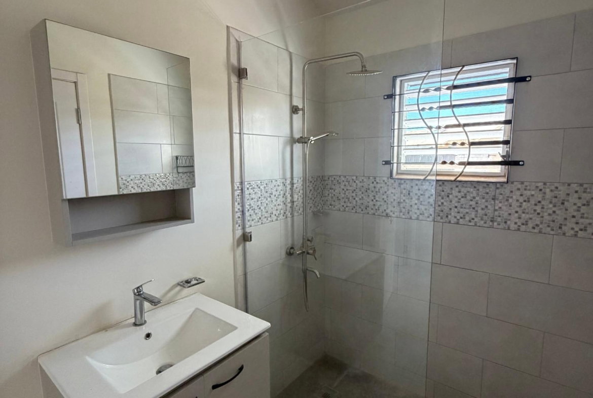 Sixth image of 702 Phoenix Park Village in Phoenix Park, St. Catherine, Jamaica - property is For Rent