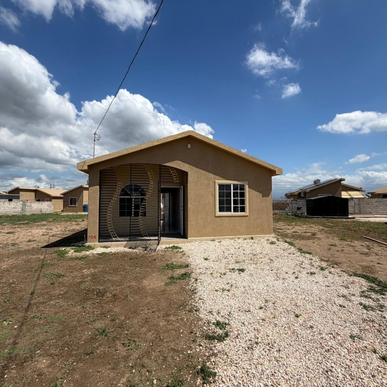 First image of 702 Phoenix Park Village in Phoenix Park, St. Catherine, Jamaica - property is For Rent