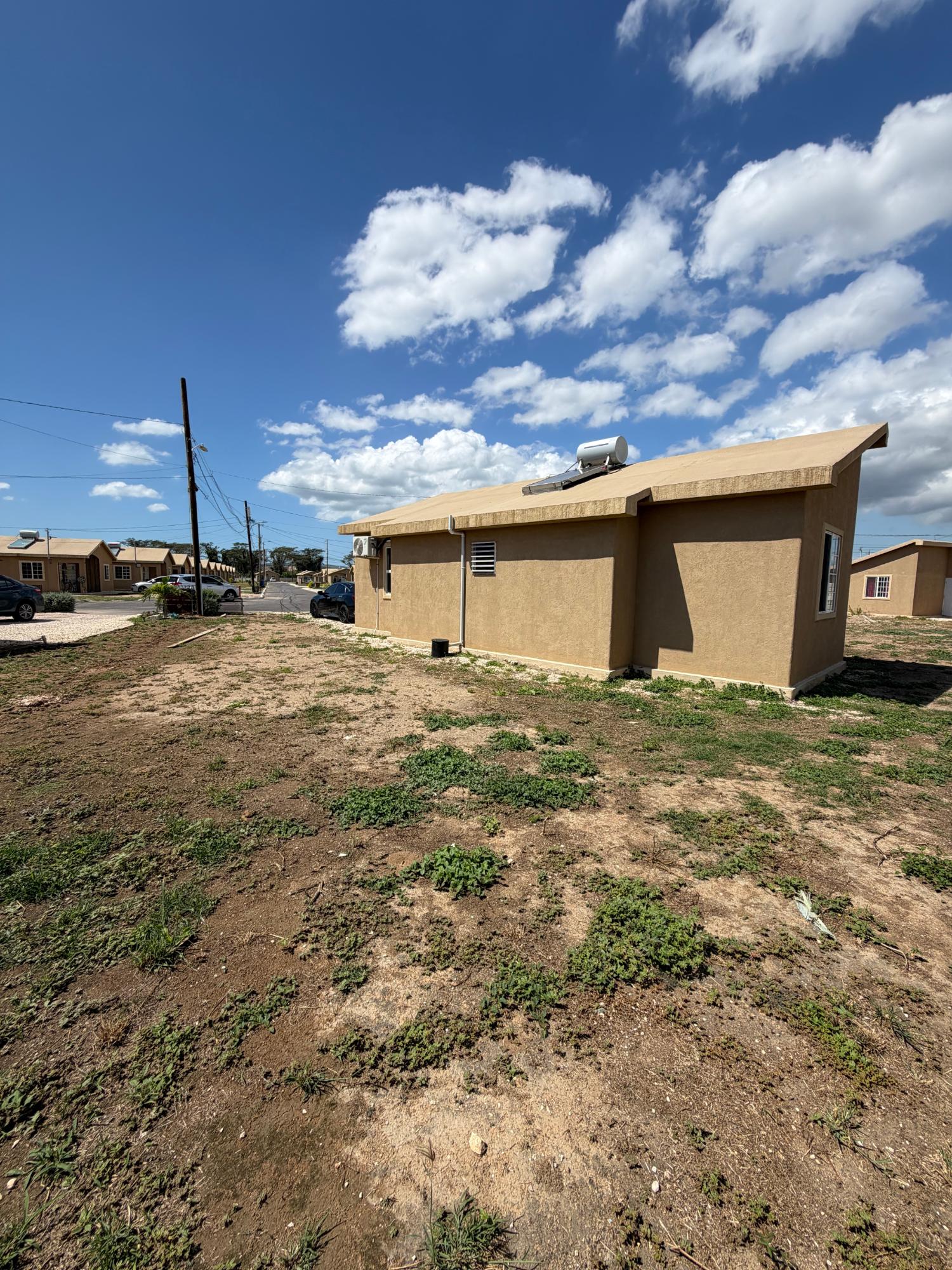 Tenth image of 702 Phoenix Park Village in Phoenix Park, St. Catherine, Jamaica - property is For Rent