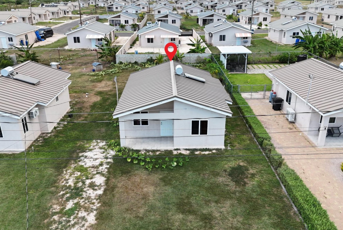 Fourteenth image of 437- Whim Estates in Old Harbour, St. Catherine, Jamaica - property is For Rent