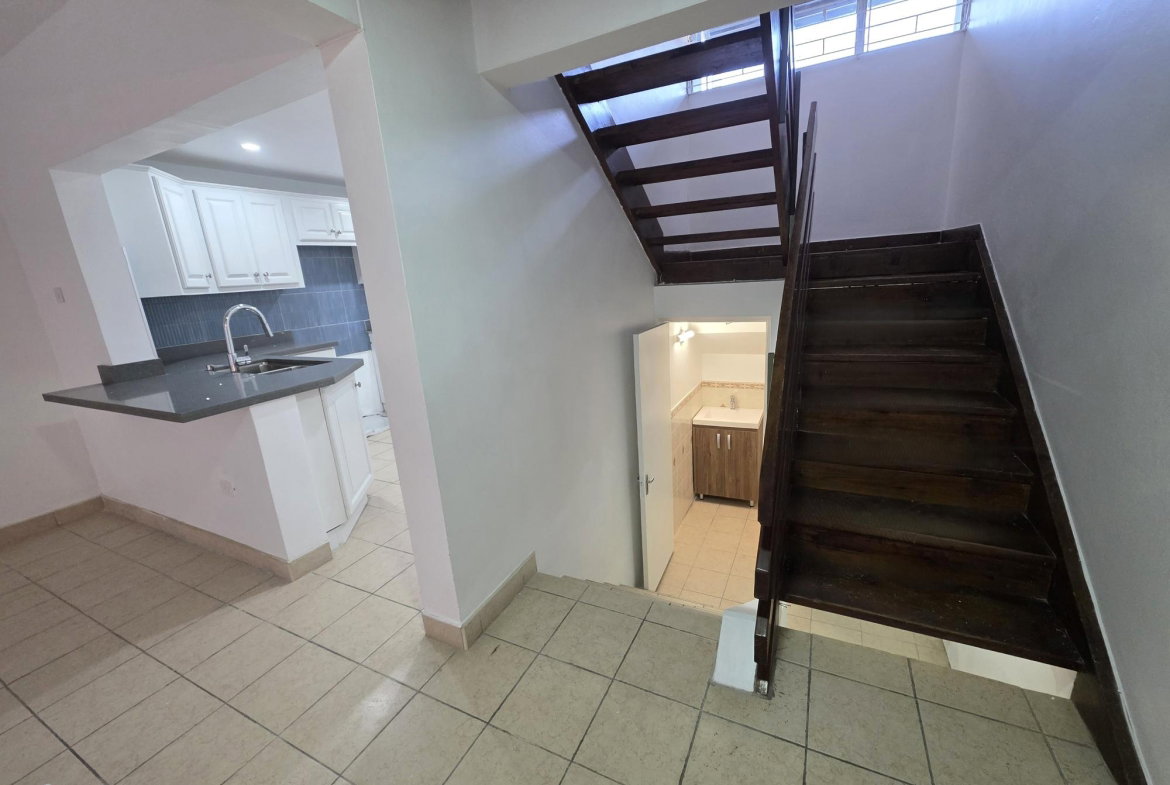 Seventeenth image of 2-107 Hope Road, Kingston 6 in Kingston 6, St. Andrew, Jamaica - property is For Rent