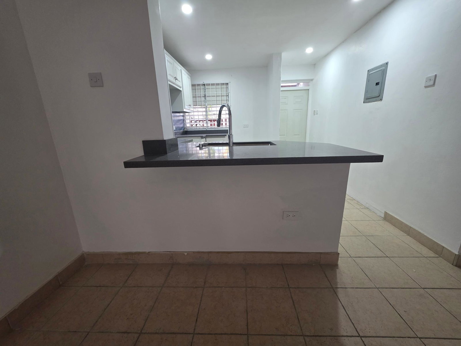 Eighth image of 2-107 Hope Road, Kingston 6 in Kingston 6, St. Andrew, Jamaica - property is For Rent