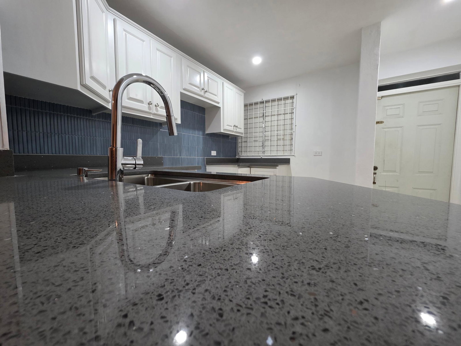 Tenth image of 2-107 Hope Road, Kingston 6 in Kingston 6, St. Andrew, Jamaica - property is For Rent