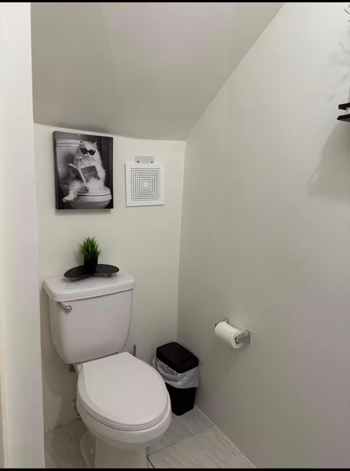 Eleventh image of 121 Sandown Palms, Portmore in Greater Portmore, St. Catherine, Jamaica - property is For Rent