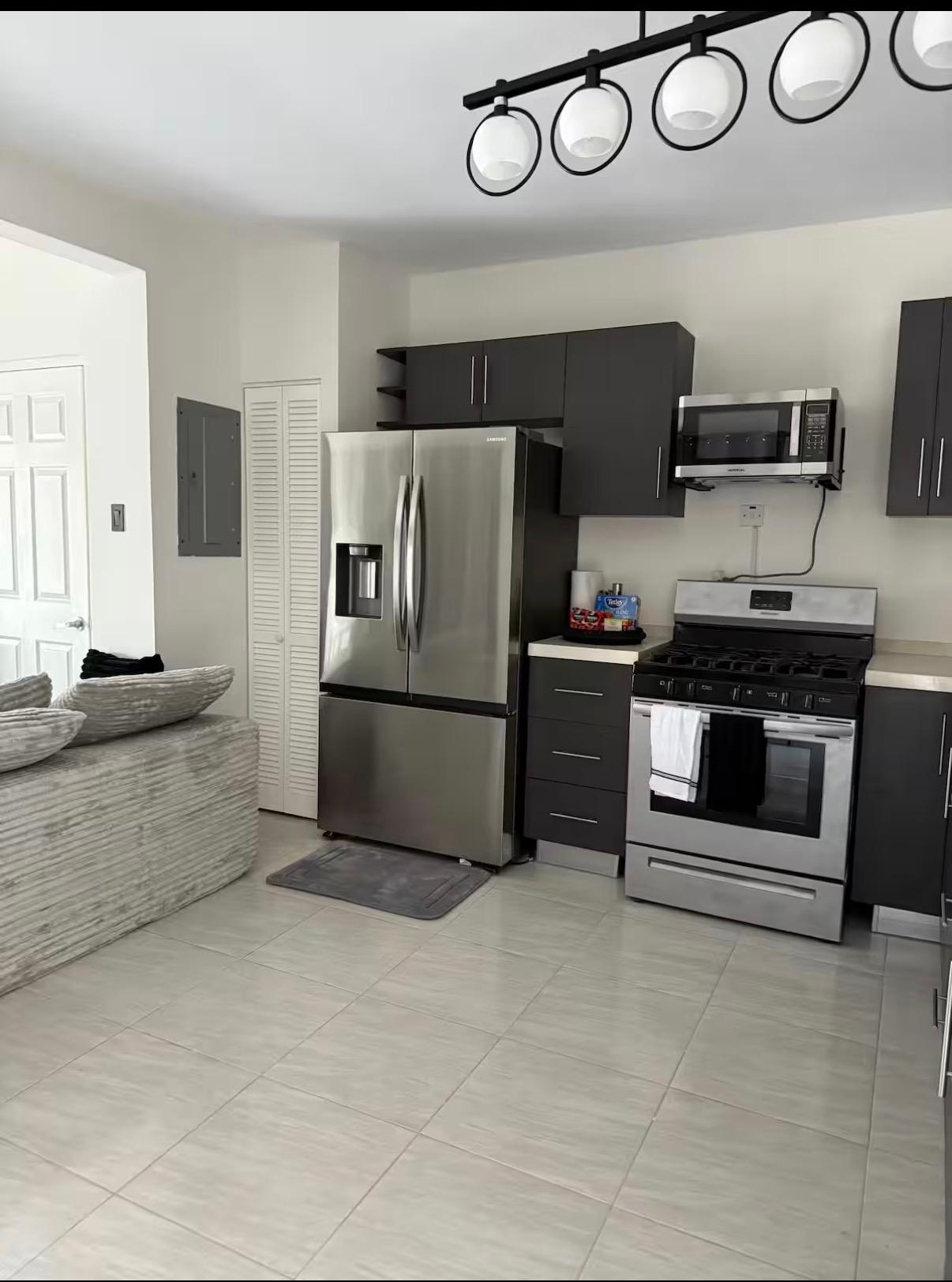 Sixth image of 121 Sandown Palms, Portmore in Greater Portmore, St. Catherine, Jamaica - property is For Rent