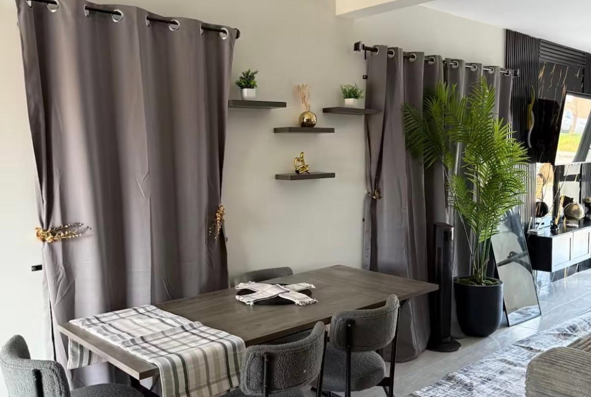 Seventh image of 121 Sandown Palms, Portmore in Greater Portmore, St. Catherine, Jamaica - property is For Rent