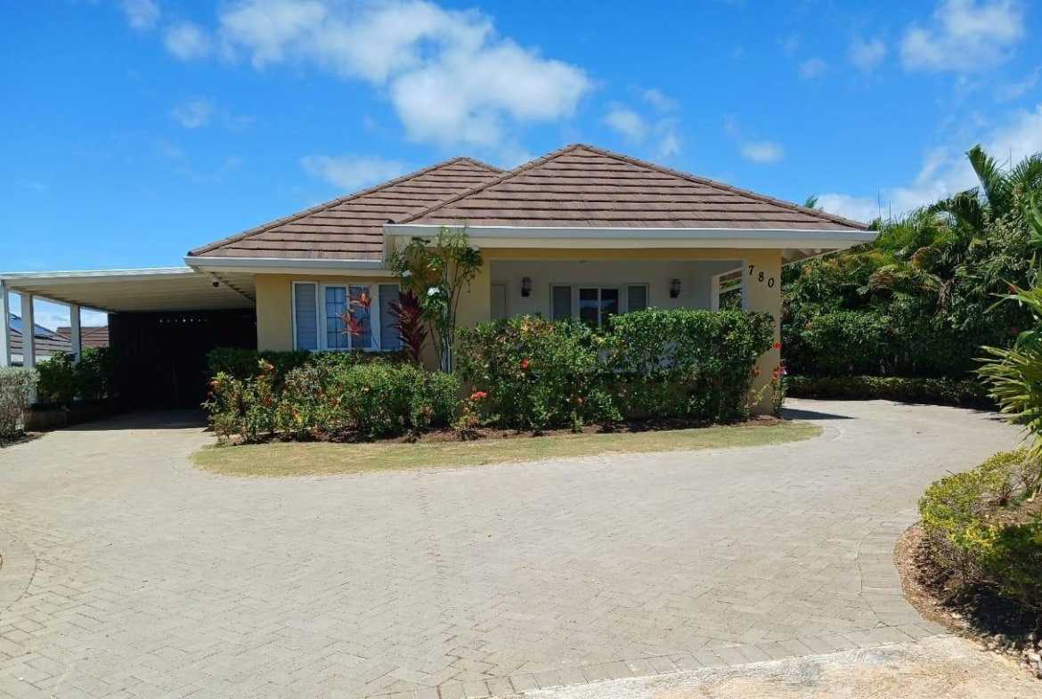 First image of 780- The Crest, Richmond in Richmond, St. Ann, Jamaica - property is For Rent