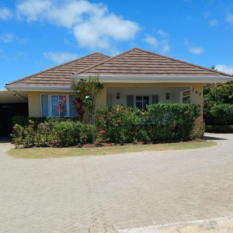 First image of 780- The Crest, Richmond in Richmond, St. Ann, Jamaica - property is For Rent